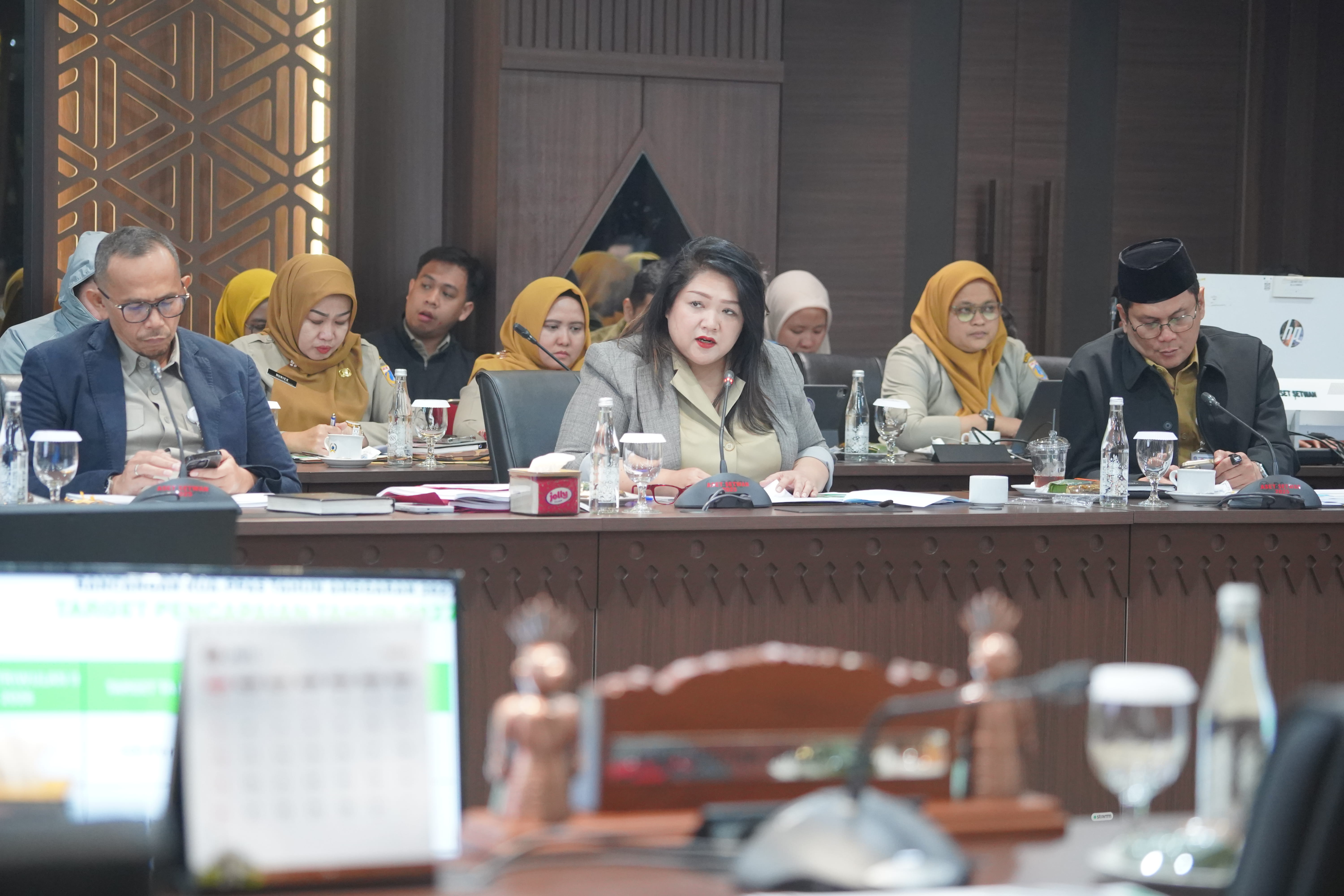 Rapat Kerja Komisi B DPRD Provinsi DKI Jakarta Pembahasan Rancangan KUA-PPAS APBD Provinsi DKI Jakarta Tahun Anggaran 2027